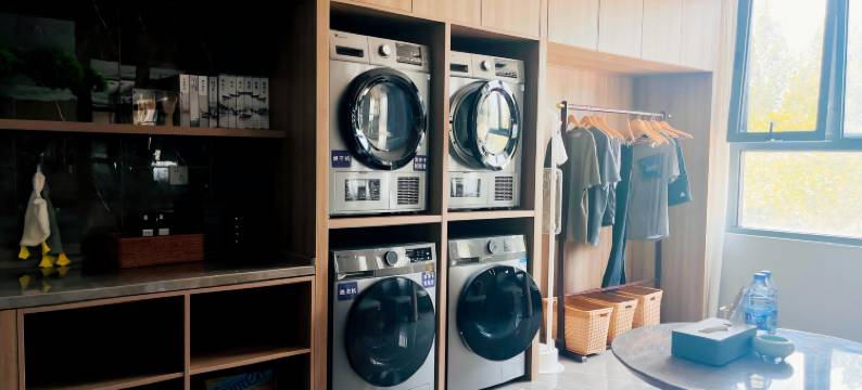 蚂蚁·光年电竞酒店(咸阳翱翔小镇地铁站店)图片