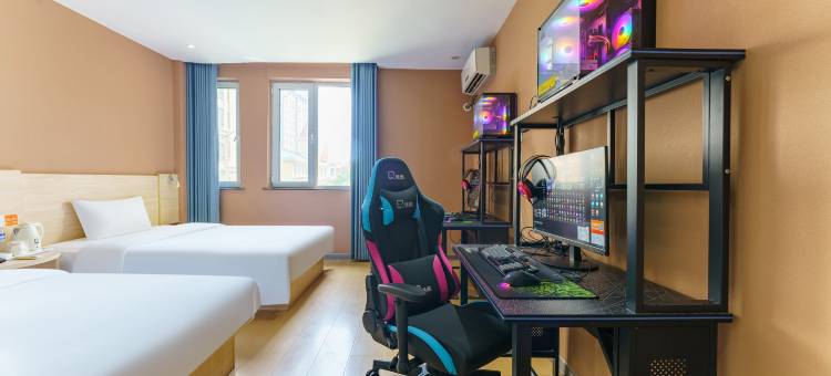 竞族电竞民宿(石家庄晋州人民医院店)图片