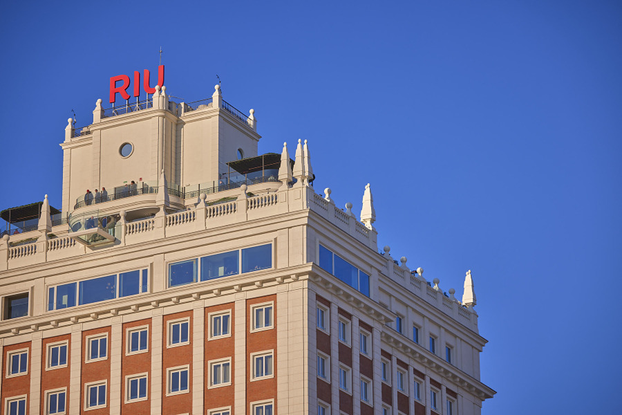 Riu Plaza España Over view