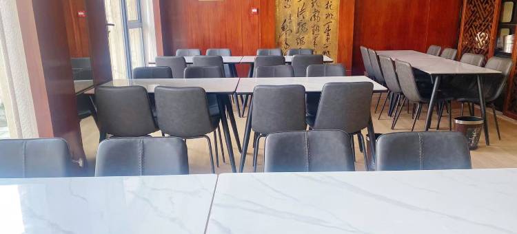 爱舍泊悦酒店(东阳第一百货市中心店)图片