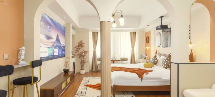 悦见美佳精品民宿(乌海万达广场店)图片