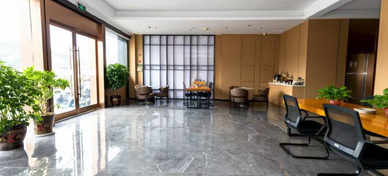 临县临州假日酒店图片