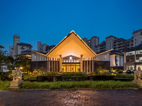 季枫国际酒店(万宁高铁站店)