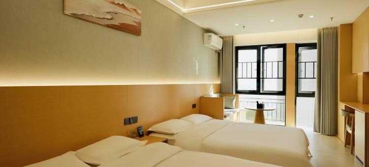 铂锐酒店(岳阳高铁东站店)图片