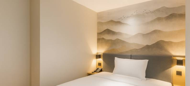 临里·Uni酒店(小白楼天津音乐学院店)图片