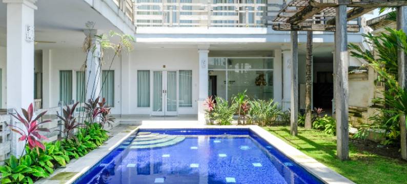 Urbanview Hotel Lilis Ikvala Radha图片