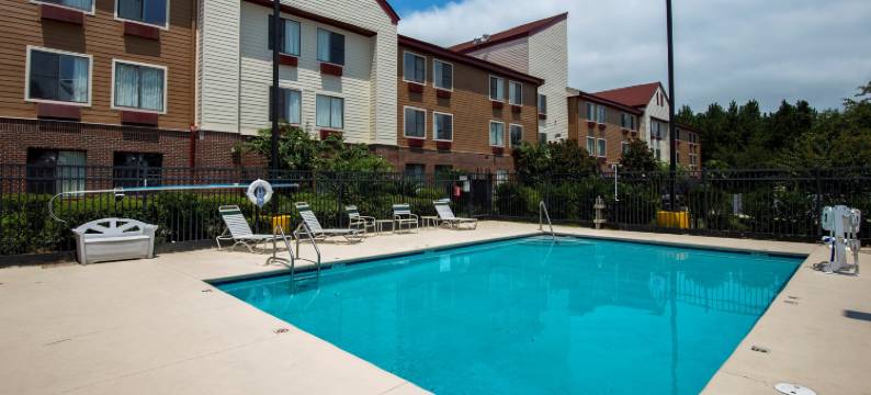 萨凡纳机场红屋顶客栈(Red Roof Inn & Suites Savannah Airport)图片