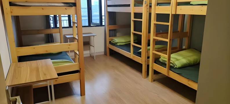 艺迈青年民宿图片