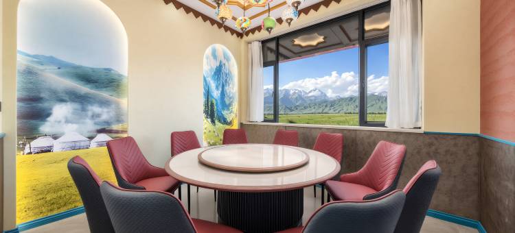 良辰故里Holiday Villa|露台观景民宿(那拉提草原风景区店)图片