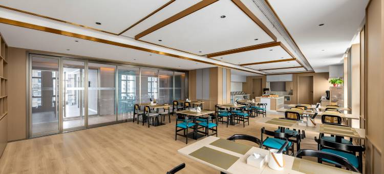 丽怡酒店(新乡辉县市政府店)图片