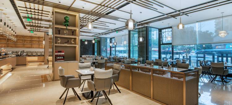 温度源酒店(温州五马街大南门店)图片