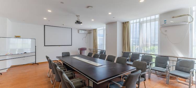 城市之家酒店(许昌高铁东站地铁站店)图片