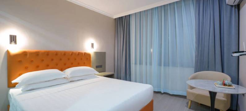 乌鲁木齐洪诚商务酒店图片