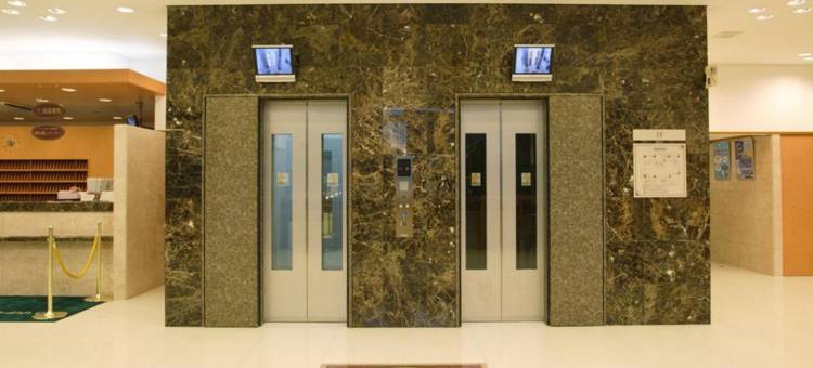 东横冈山站西口右宾馆(Toyoko Inn Okayama-eki Nishi-guchi Migi)图片