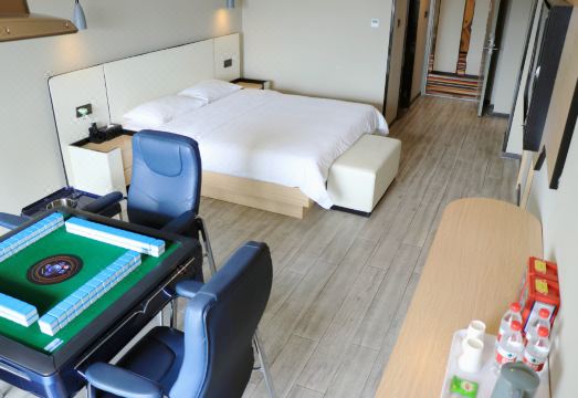 Ibis Hotel (Chengdu Pengzhou Wangyuli Branch) Hotel Overview