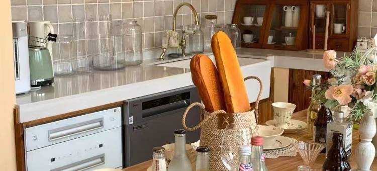 世外·唐卡主题客栈(束河古镇店)图片