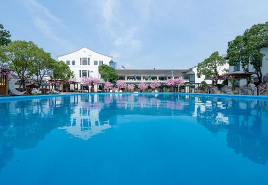 一号泉漂浮温泉酒店（合肥庐江汤池温泉度假区店）外景图