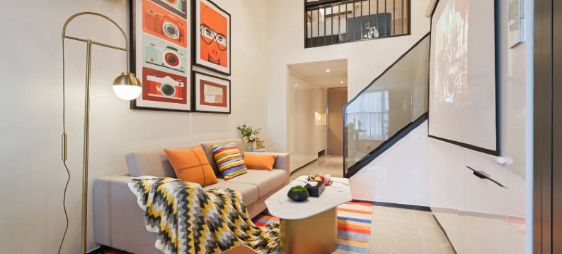 丽途·LIVETOUR(广州海珠逸景路地铁站店)图片