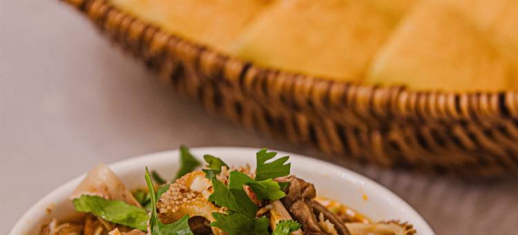 呼和浩特卓尔酒店(呼和浩特火车站海亮广场店)图片