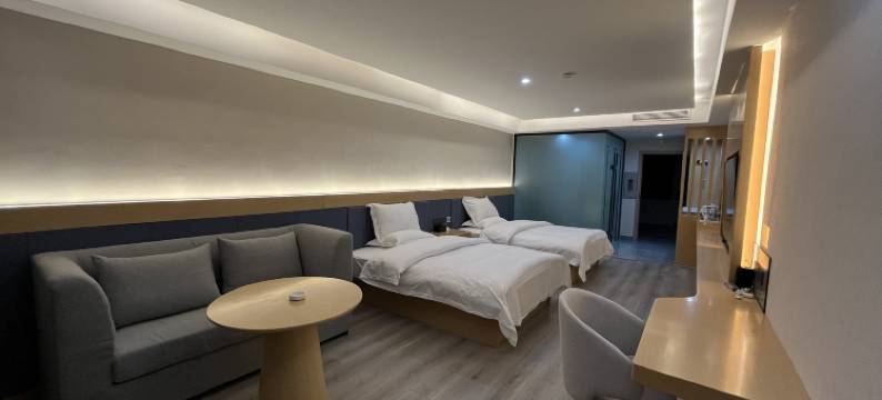 维西富华酒店图片