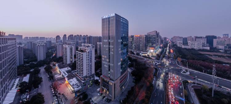 丽斯未来酒店(政务区天鹅湖万达店)图片