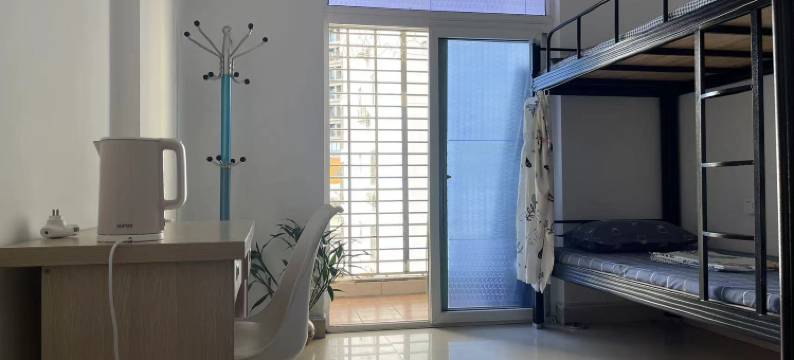 海口漫时光青旅民宿(海口市第九中学店)图片