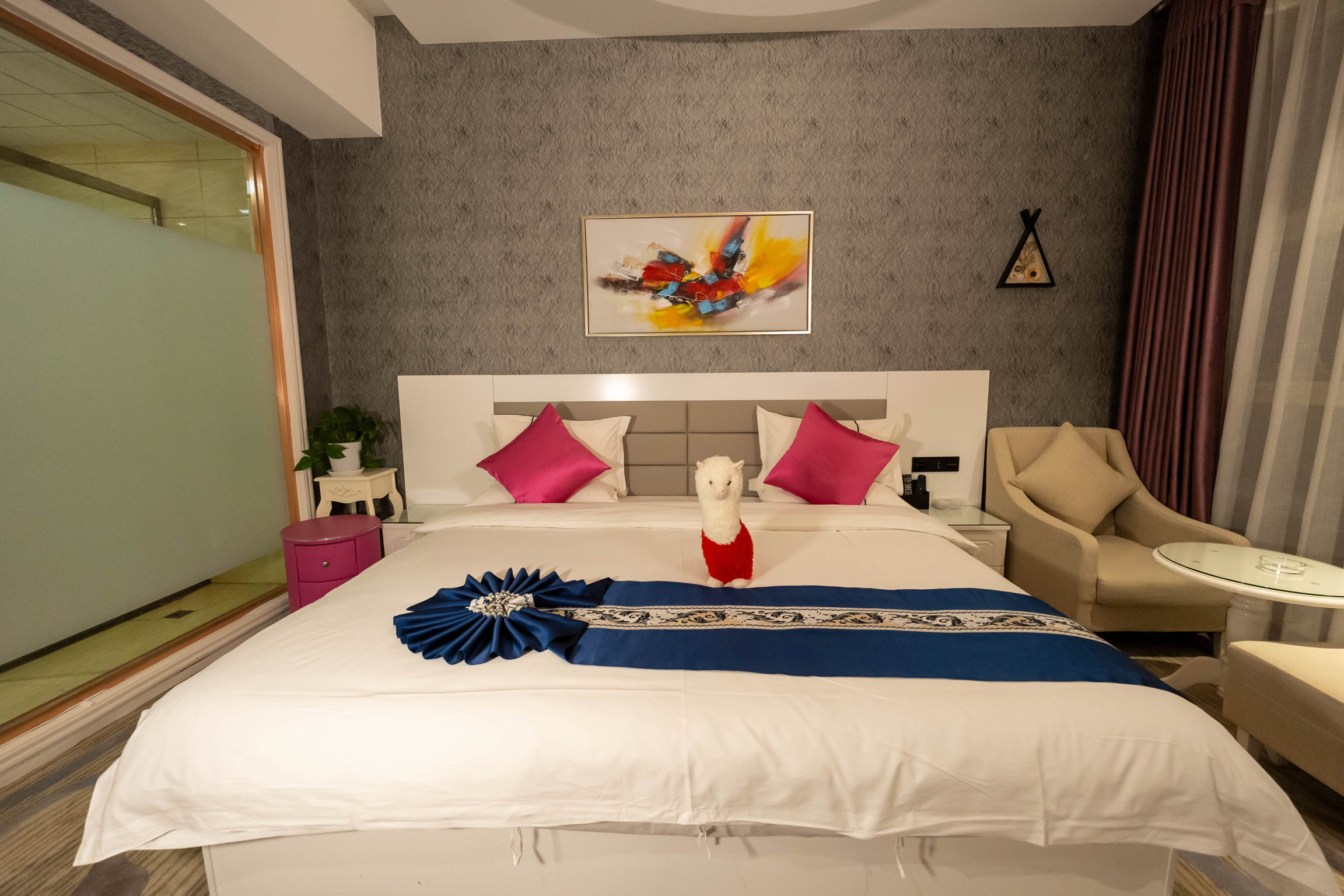 Dingrui Holiday Hotel Over view