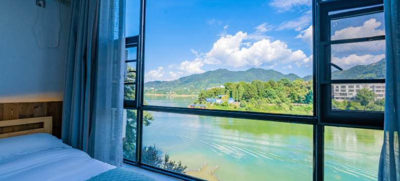 东江湖左岸民宿(黄草镇金牛岛店)图片