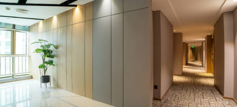 艺龙安云酒店(上海漕河泾印象城虹梅路地铁站店)图片