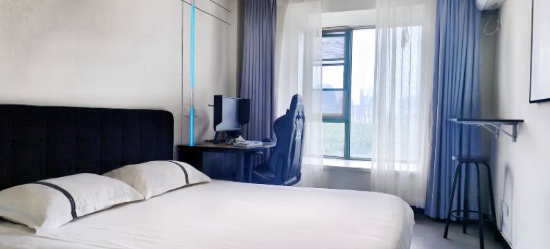 LJ卓威电竞公寓(南京南站店)图片