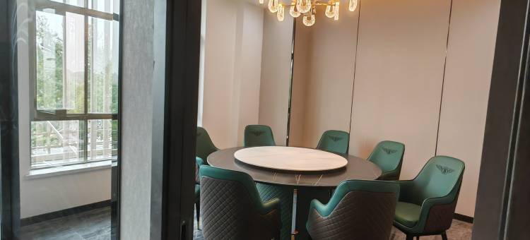 鼎耀酒店(西宁火车高铁站新千国际广场店)图片