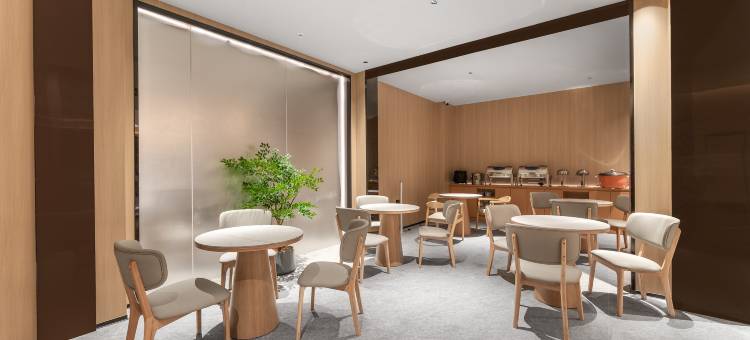 暮云·漓酒店(阳朔西街店)图片