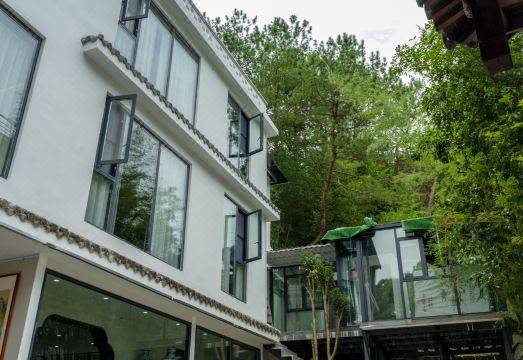 景德镇山有木民宿外景图