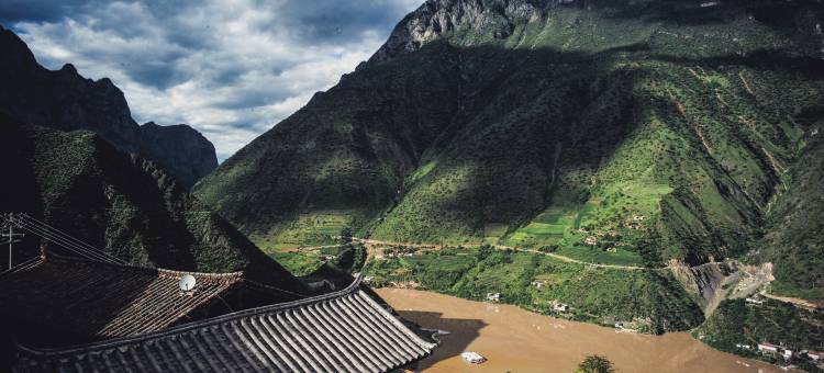 滇藏秘境·茶马道石头城山居图片