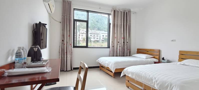 三清山秀月山舍图片