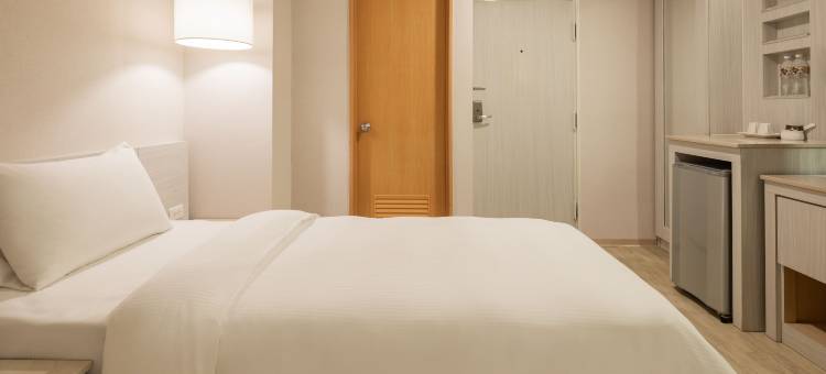 康桥商旅(站东九如馆)图片