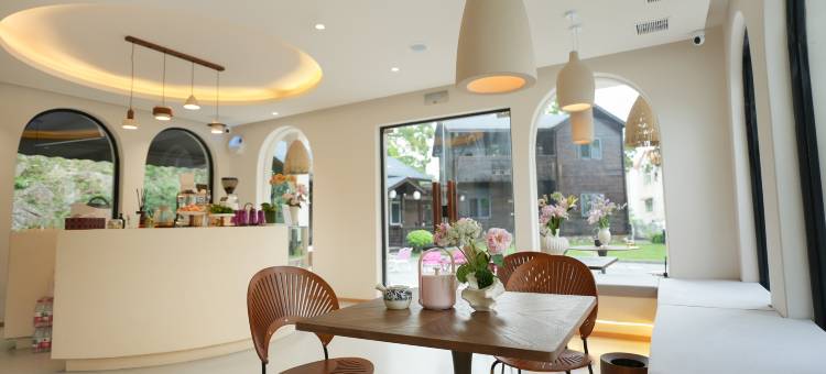 云上霆艺宿(陶源谷三宝店)图片