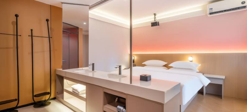 RelaX云木酒店(临沂人民广场万象汇店)图片