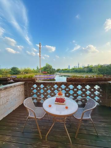 朵儿唱海湖庭院酒店(日照万平口开元森泊乐园店)图片