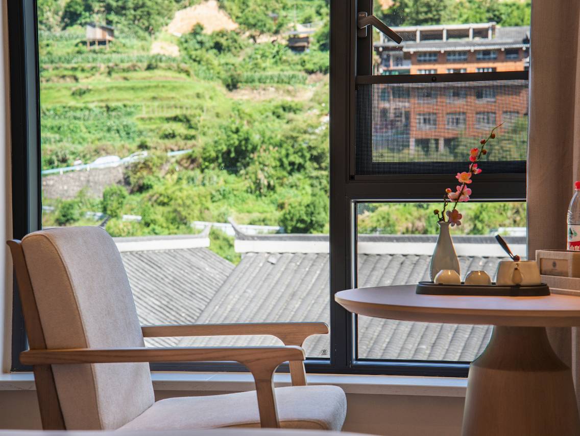 留白溪涧酒店(西江千户苗寨大北门店)图片