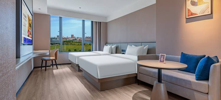 星程酒店(和静天鹅湖路店)图片