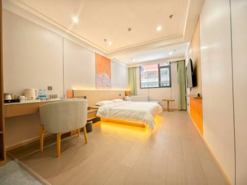 智享胜程智能酒店(云阳城中城广场店)