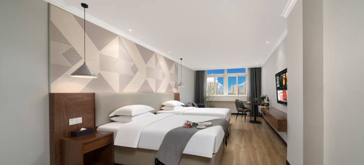 柏曼酒店(重庆合川高铁站文峰古街店)图片