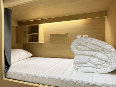 吃货青年旅舍(陕西历史博物馆小寨地铁站店)