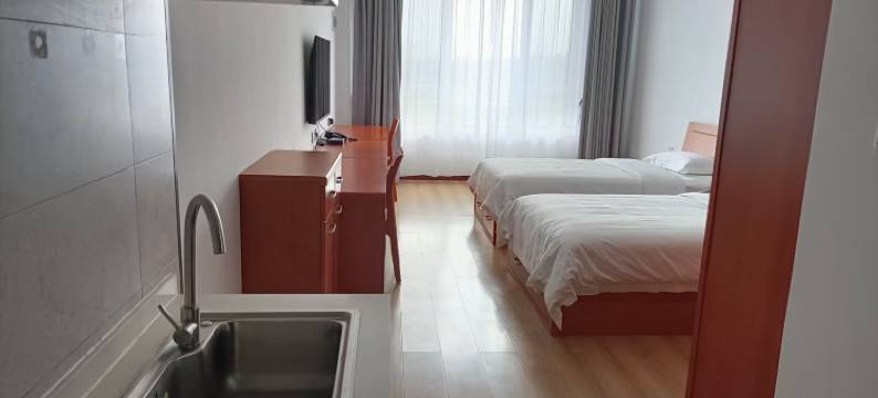 阳光学苑酒店图片