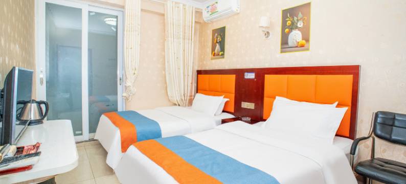 雷达领空酒店(长沙县黄花国际机场木马塅地铁站店)图片