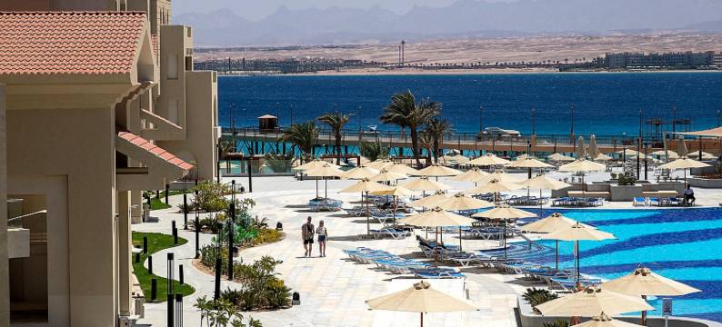 宁静天空拱顶度假村 - 萨赫尔哈希什(Serenity Sky Arc Resort - Sahl Hasheesh)图片