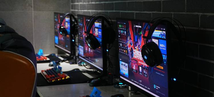 网鱼电竞酒店(宁波南部商务区店)图片