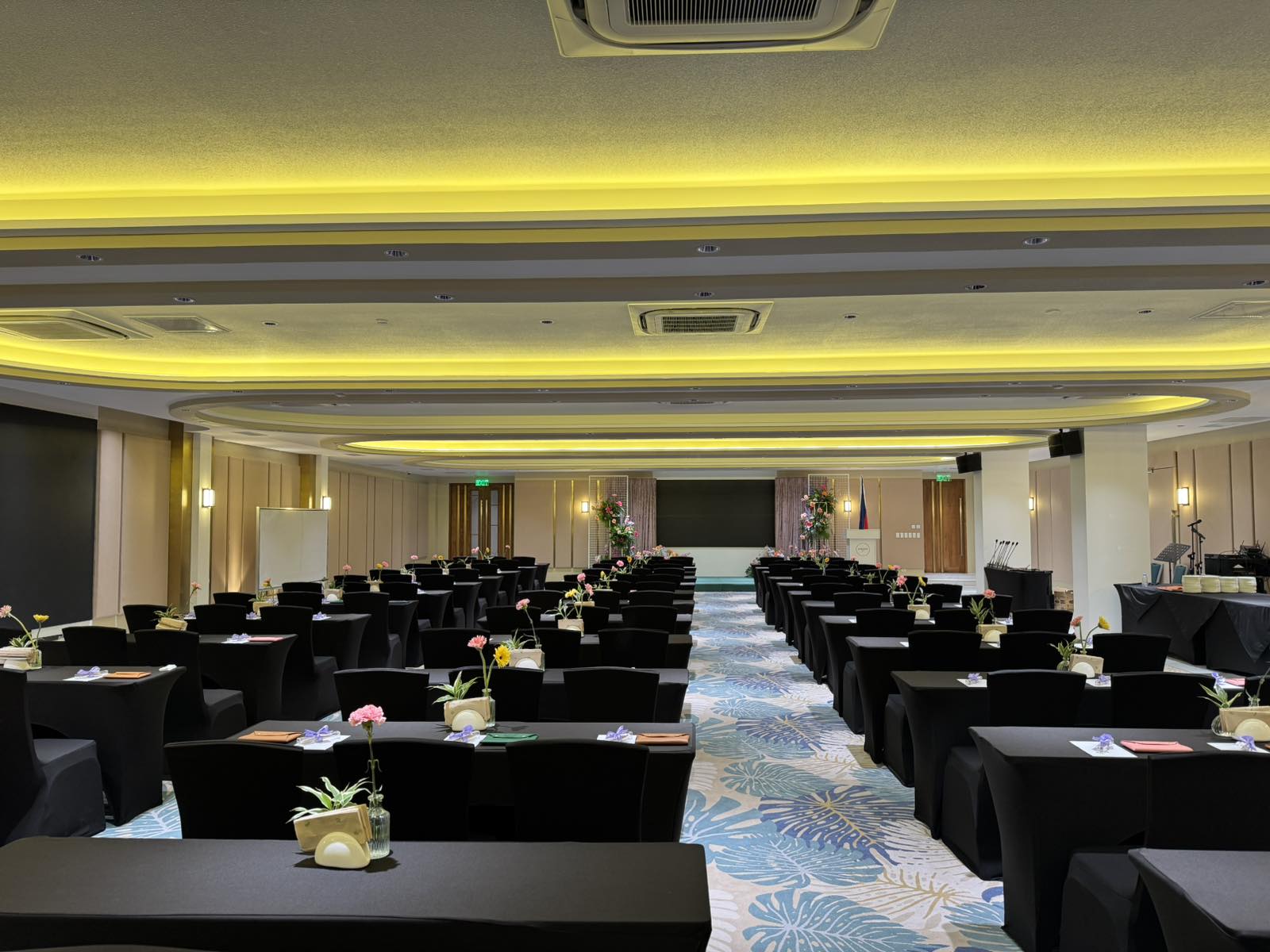 Awesome Hotel Over view