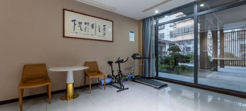 艺龙安云酒店(阳澄半岛乐园唯亭地铁站店)图片